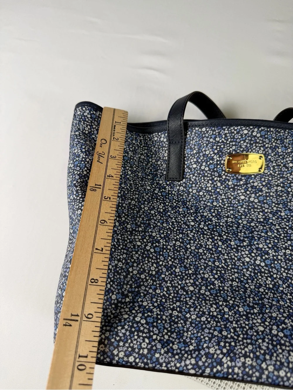 Michael Kors Blue Floral Tote - Perfect Size - excellent condition and quality